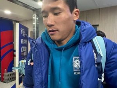이태석 무승부 속에도 존재감 드러내는 포항 레프트백