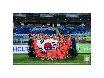 일본 축구 남녀 동반 우승 실패에 아쉬움