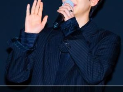백현 박보검과의 콜라보 위해 보컬 레슨 중인 듯
