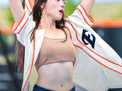 한화 치어리더 하지원 응원 무대에 화제 되다