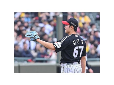 김영우 시범경기에서 제구 완전 망쳤다