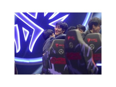 애니원즈 레전드 AL LPL 내전 4강서 우승