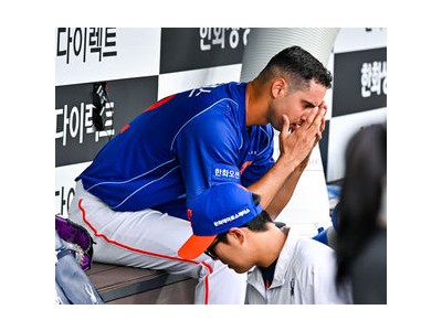 김경문 감독 윌켈 에르난데스와 결별하며 덕담 건네